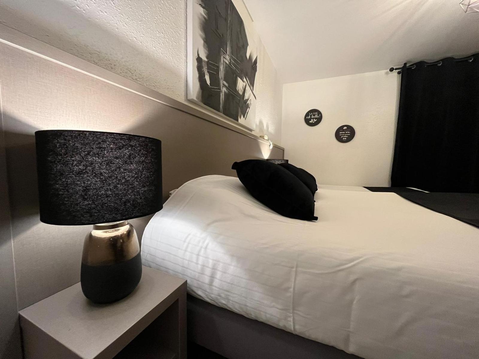 Cit'Hotel Le Cheval Blanc Cognac Centre Kültér fotó